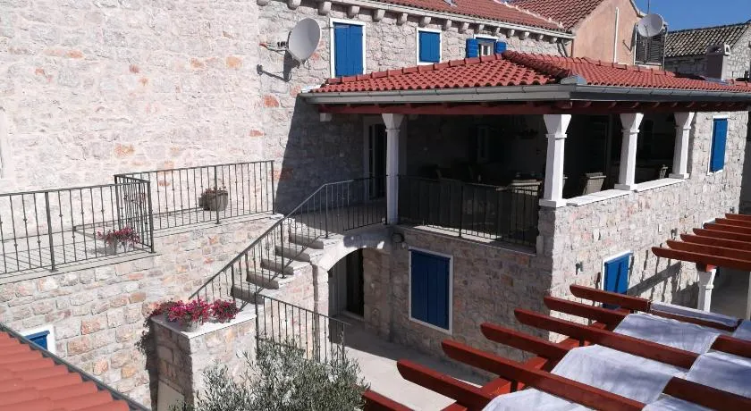 Villa Lantina - Image 1