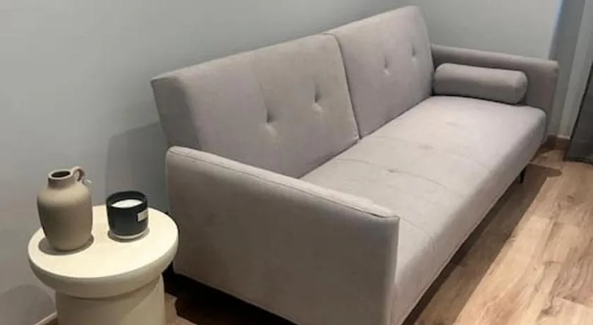 Coqueto apartamento cerca del casco Viejo con garaje gratis - Image 1