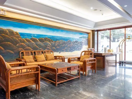 Yiguo Fengqing Holiday Hotel (Beihai Beibu Gulf Plaza Park Road Branch) - Image 1