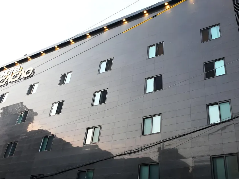 Hotel Cacao - Image 1