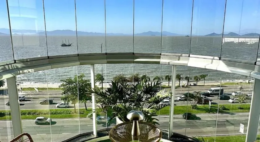 The best waterfront view in downtown - Image 1