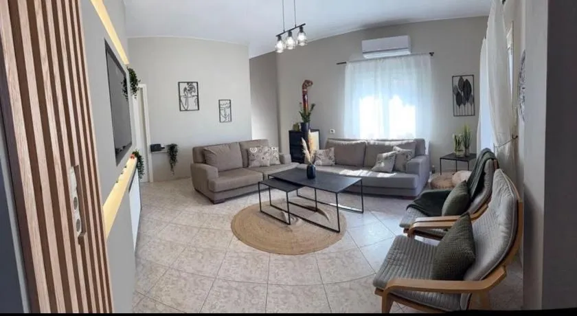 Casa Negiada - Image 1