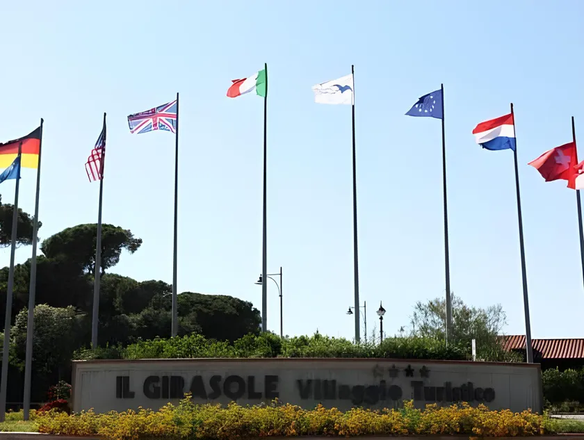 Villaggio Il Girasole - Image 1