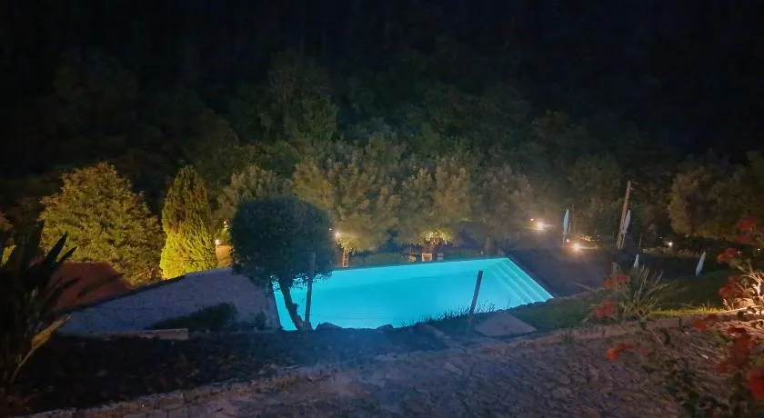 Quinta do ribeiro - refugio romântico com piscina panorâmica junto ao Geres - Image 1