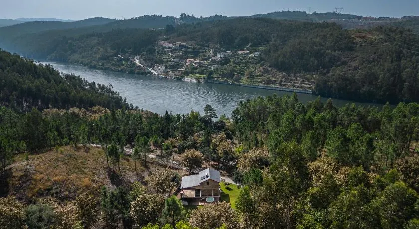 Casa de Medas - Private country house with outdoor spa and river view only 25 minutes away from Oporto - Image 1