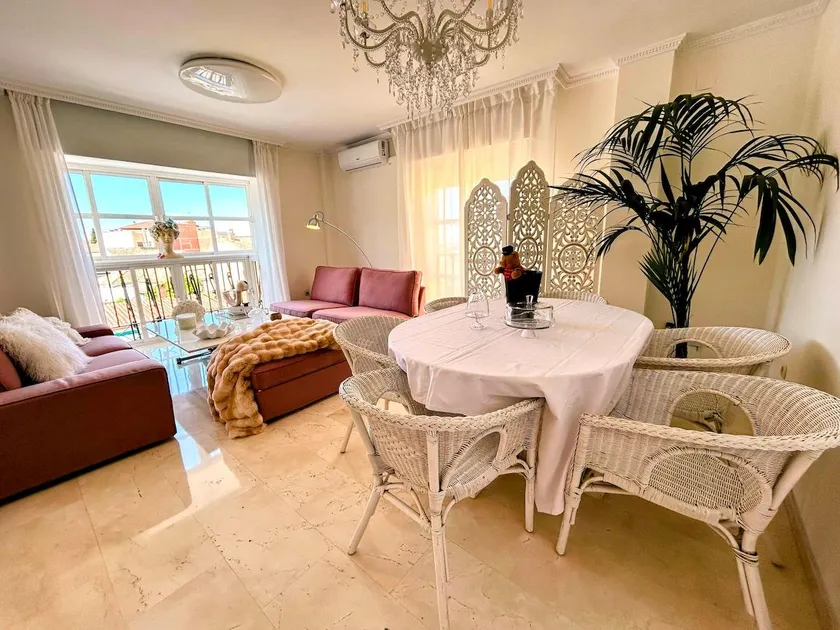 Cisneros Royal - Image 1