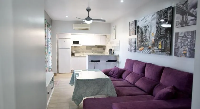Apartamentos turísticos ilusiones - Image 1