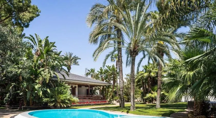 Holiday Home fur 8 Personen by Interhome - Image 1