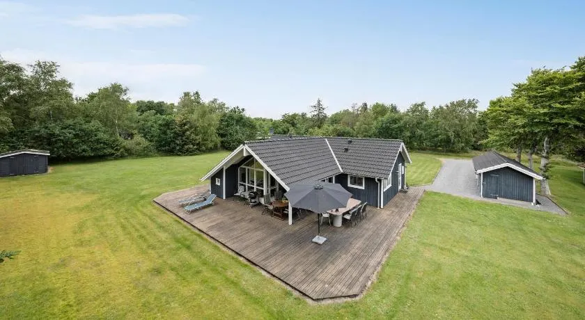 8 Person Holiday Home In Hojslev - Image 1