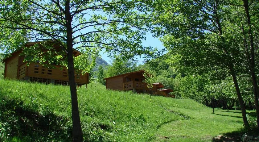 Wood Cabins in the heart of Transylvania - Image 1