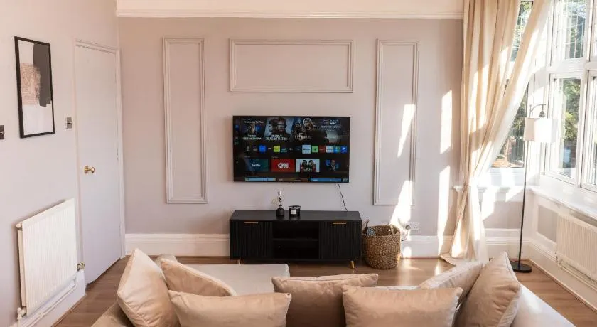 Luxuria Apartments 2- Bedroom Luxury Apartment - Image 1