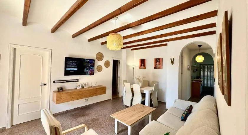 Casa en la playa de los Arenales - Image 1