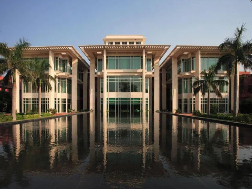 Jaypee Palace Hotel - Image 1