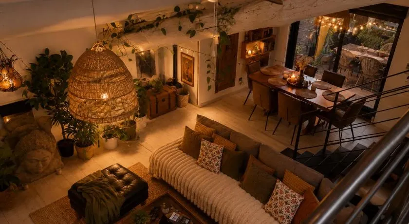 Le Loft Gard - Chambre d'Hôtes & Spa Privatif - Image 1