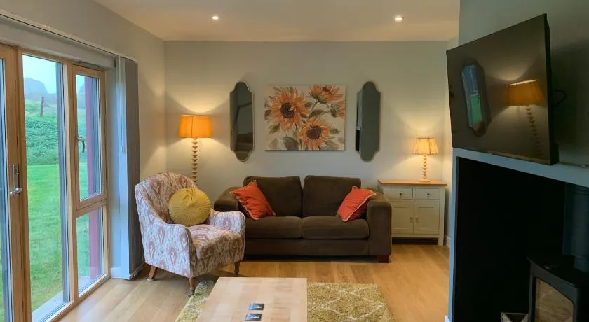 1 Ashwood at Thoulstone Park - Image 1