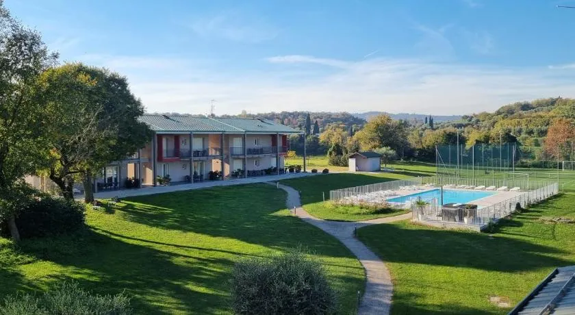 Villaggio Esmera - Image 1