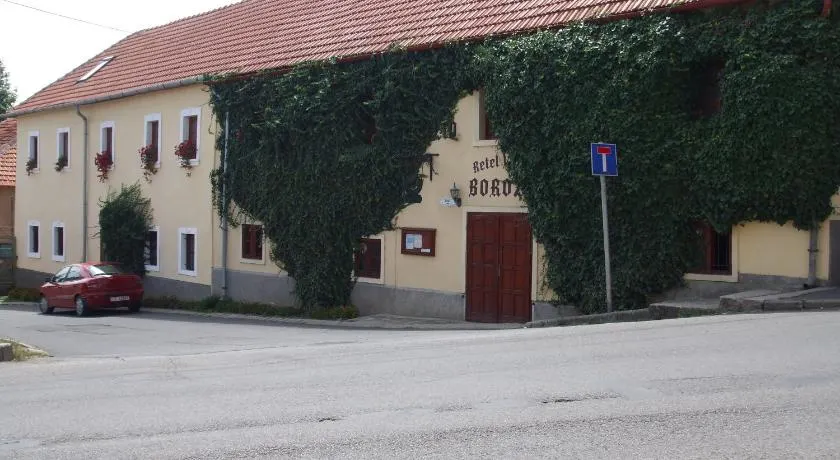 Retel Vitez Vendégház - Image 1