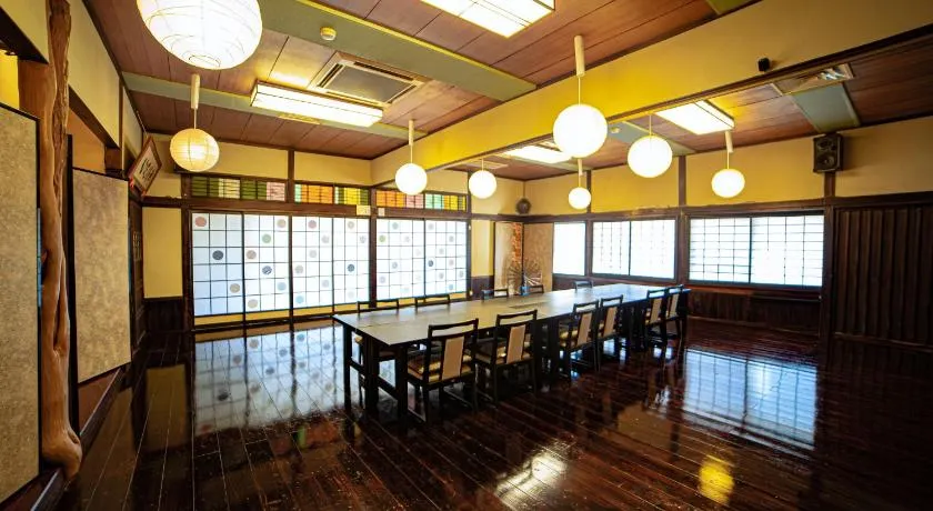 泊 Park TSUETATE 旧 四季の宿 わかのや - Historic Luxury Villa with Private Onsen - Ideal for Large Groups of 20 - Image 1