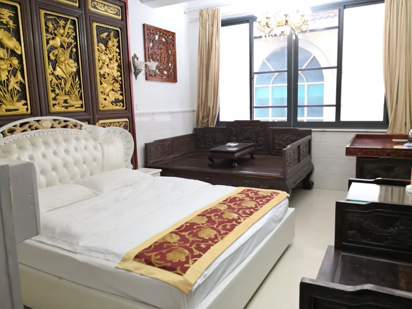 Tangdi Hotel - Image 1