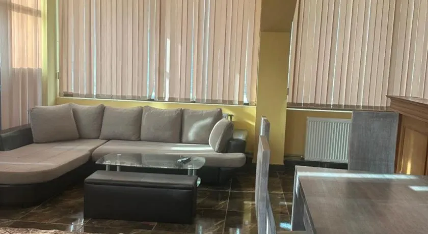 arartment - Image 1