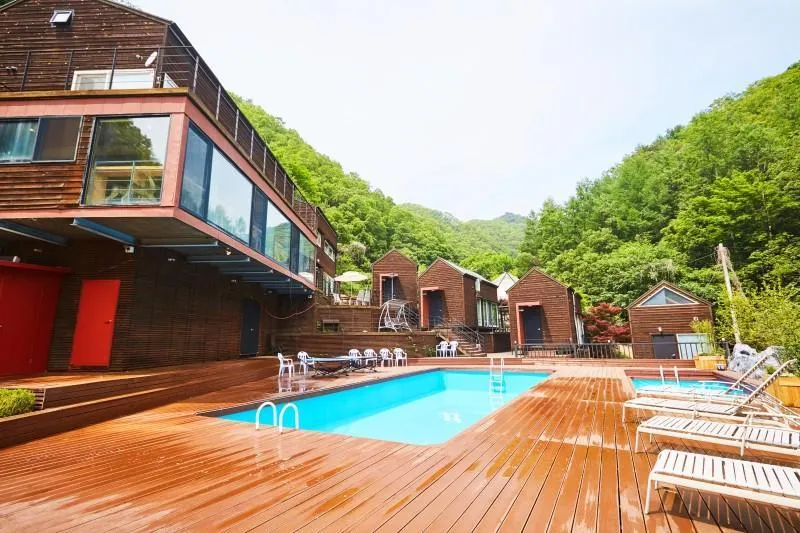 Hongcheon With El Pension - Image 1