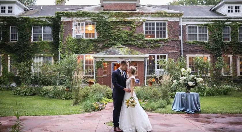 The Outing Lodge - Image 1