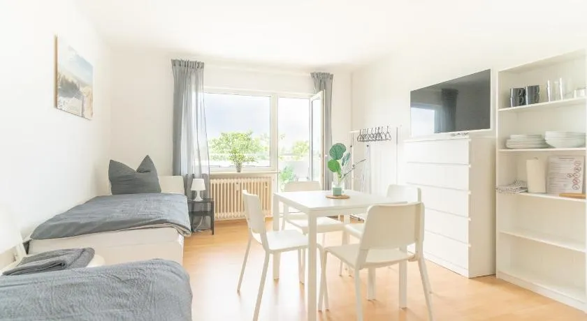 MR Living I modernes Apartment mit Einzelbetten, voll ausgestattete Küche, Balkon, WLAN, Parkplatz, ideal für Monteure I GI03 I GI02 - Image 1