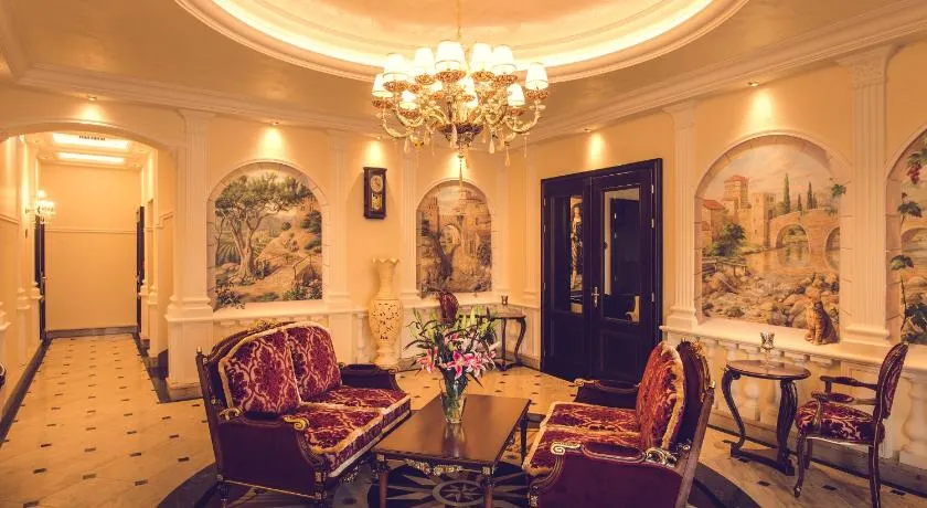 Hotel Florian Palace - Image 1