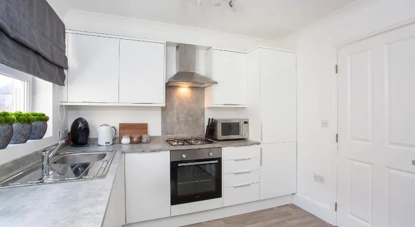 Knavesmire Mews 3 bedrooms-Free parking - Image 1