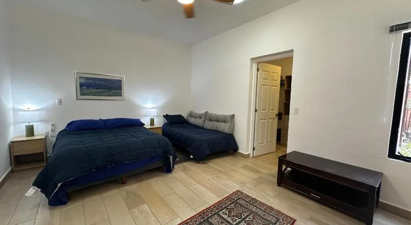 Departamento Amplio en Jurica - Image 1