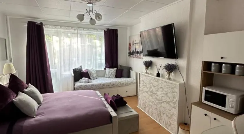 Barker House - Image 1