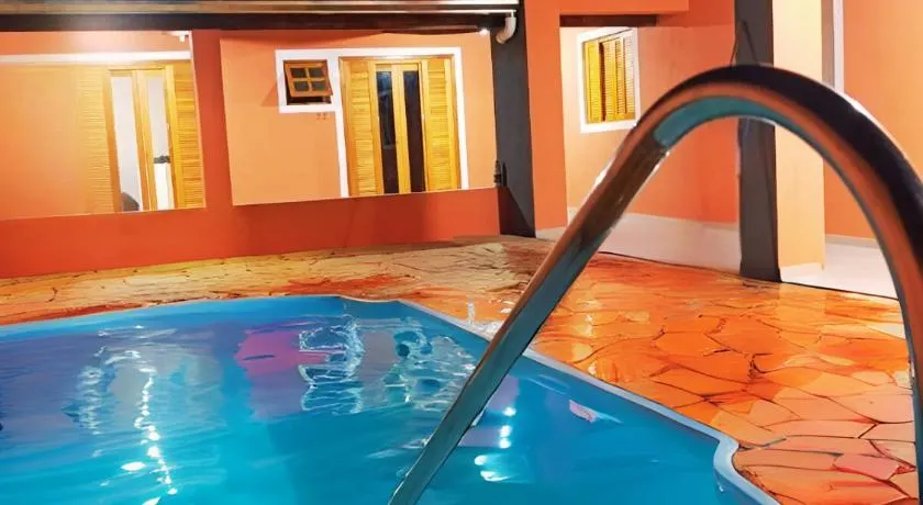 Casa Recanto de Brotas suítes para família e grupos de amigos - Image 1