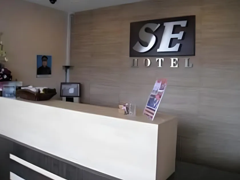 SE Hotel - Image 1
