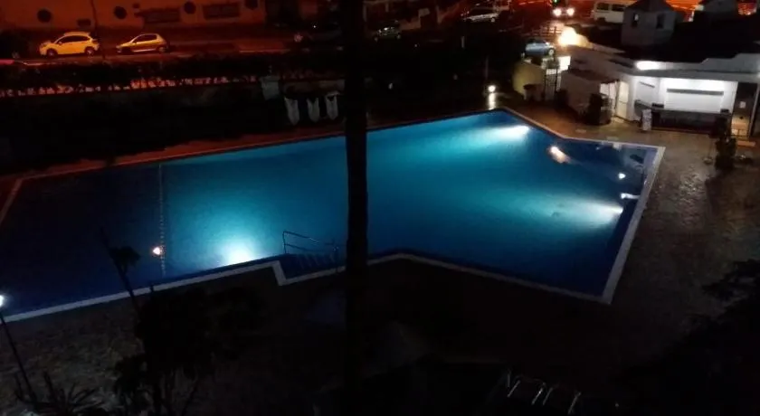 Apartment with pool view - Castle Harbour Los Cristianos - Image 1