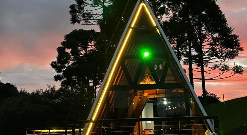 Chalé Montem Verde I Refúgio na Serra Catarinense em Ponte Alta SC próximo Lages, Urubici - Image 1