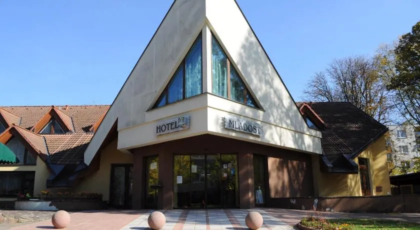 Hotel Mladosť - Image 1