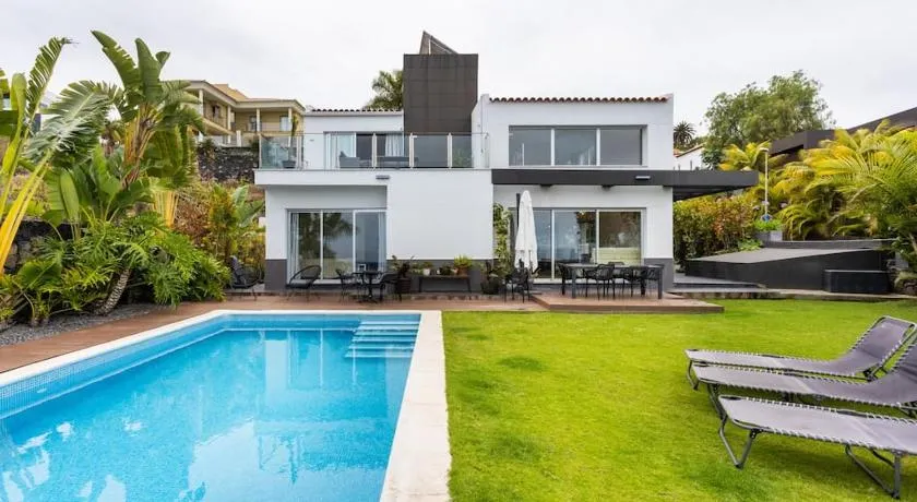 Villa Isla Bonita - Image 1