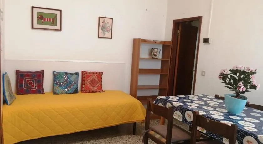 Home 132 - Image 1