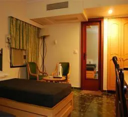 The Hotel Airport - Image 1