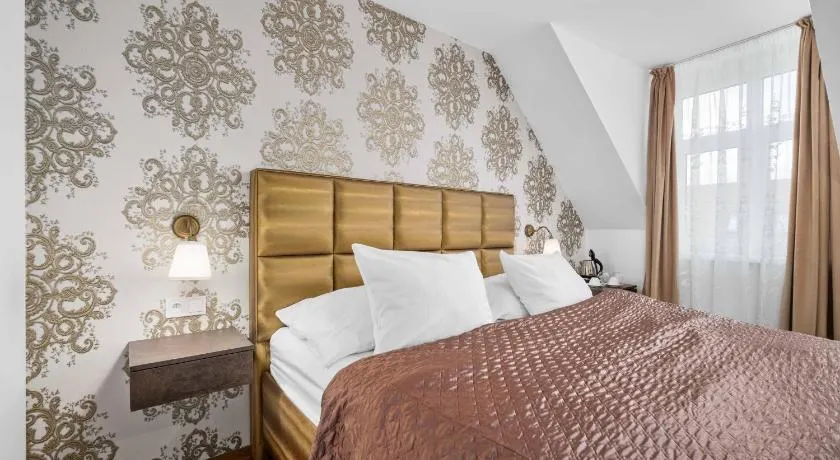 Hotel MAXPLAZA - Image 1