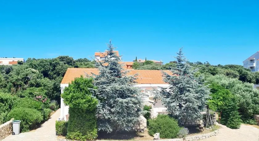 Lavender House - Image 1