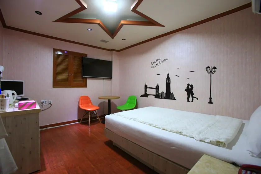 Jongno Internet - Image 1