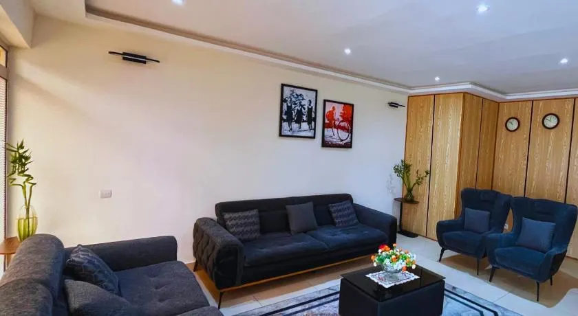 Cypa Hotel - Image 1