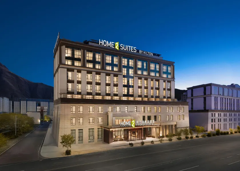 Home2 Suites by Hilton Lhasa Tibet Museum Norbulingka - Image 1