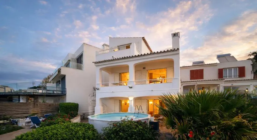 Beira Mar - Private Pool - 7 Guests - Albufeira - Image 1