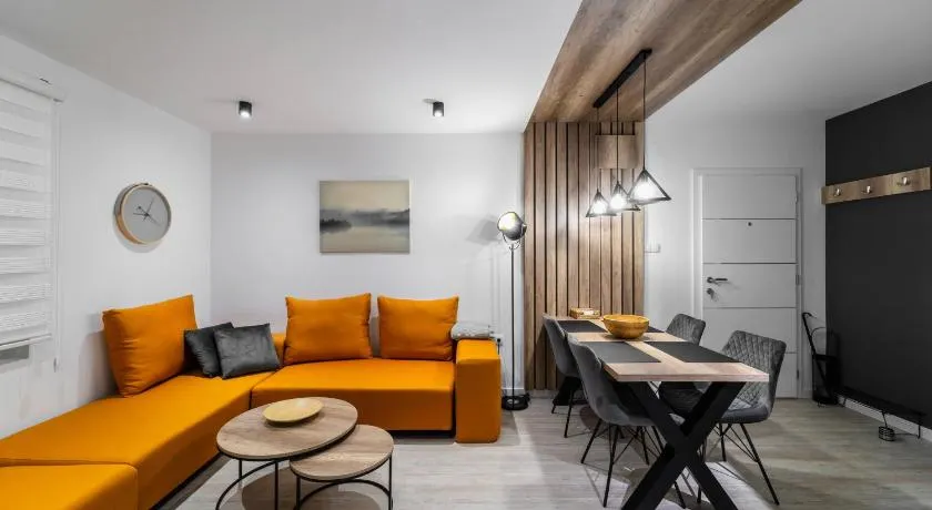 Vila Cander - Image 1
