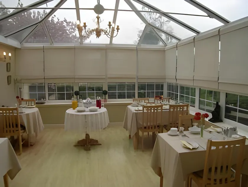 Balmore Guest House - Image 1