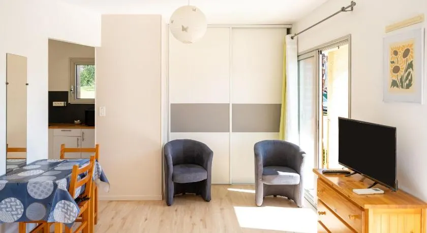 Les Mimosas - Appartement 01 - Image 1