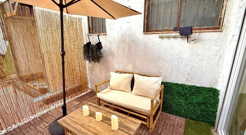 Estudio con Terraza Privada junto al Estadio Metropolitano e IFEMA - Image 1