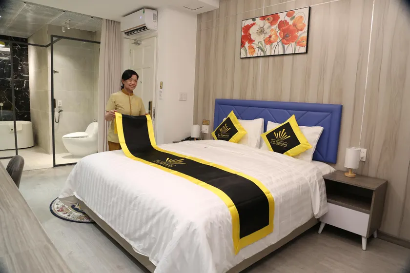 THE QUEENDOR BOUTIQUE HOTEL - Image 1